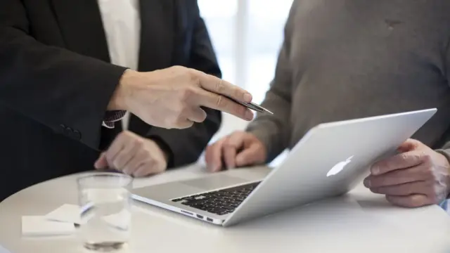 Dalla fiera al digitale: come le PMI manifatturiere generano lead senza dipendere dalle fiere